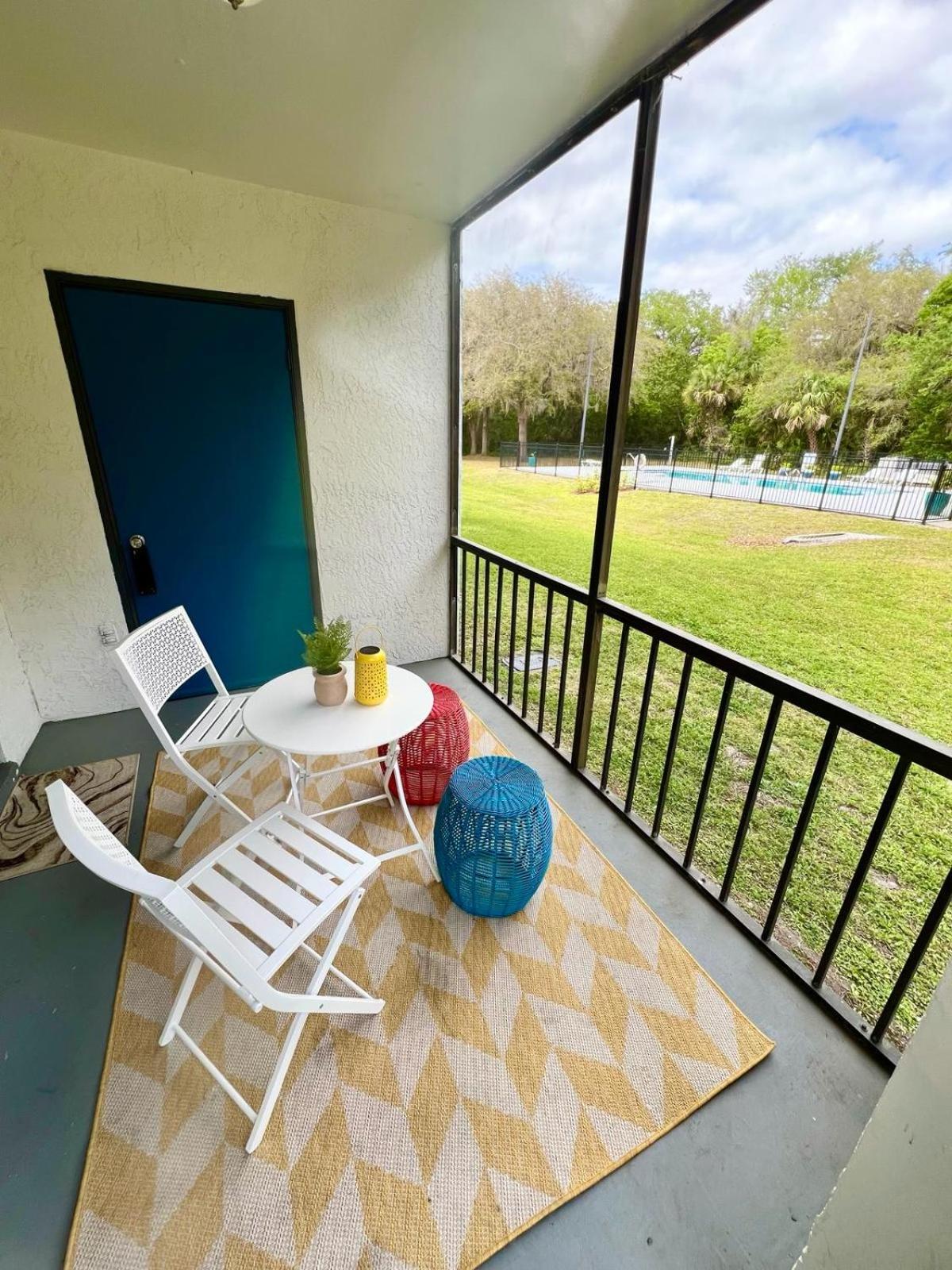 Oasis 105 - Blue Bliss Apartment *